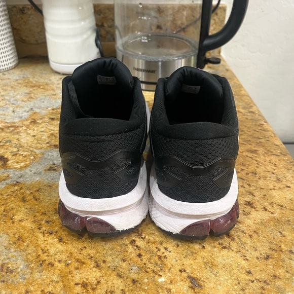 ASICS Gt 1000 size 6 - Picture 4 of 9